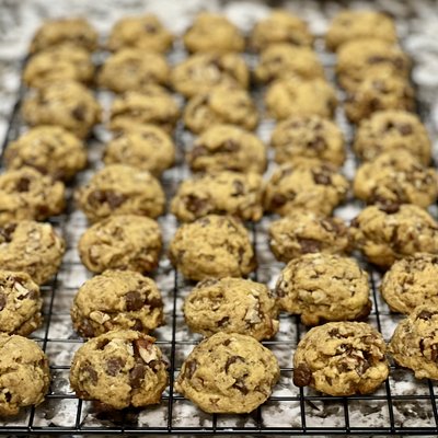 Pumpkin Chocolate Chip Cookies