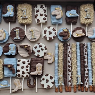 Custom Order- 2doz Cake Pops, 1doz Krispies 