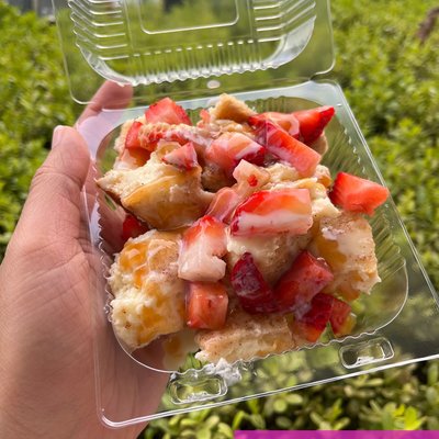 Strawberry Cheesecake Bites
