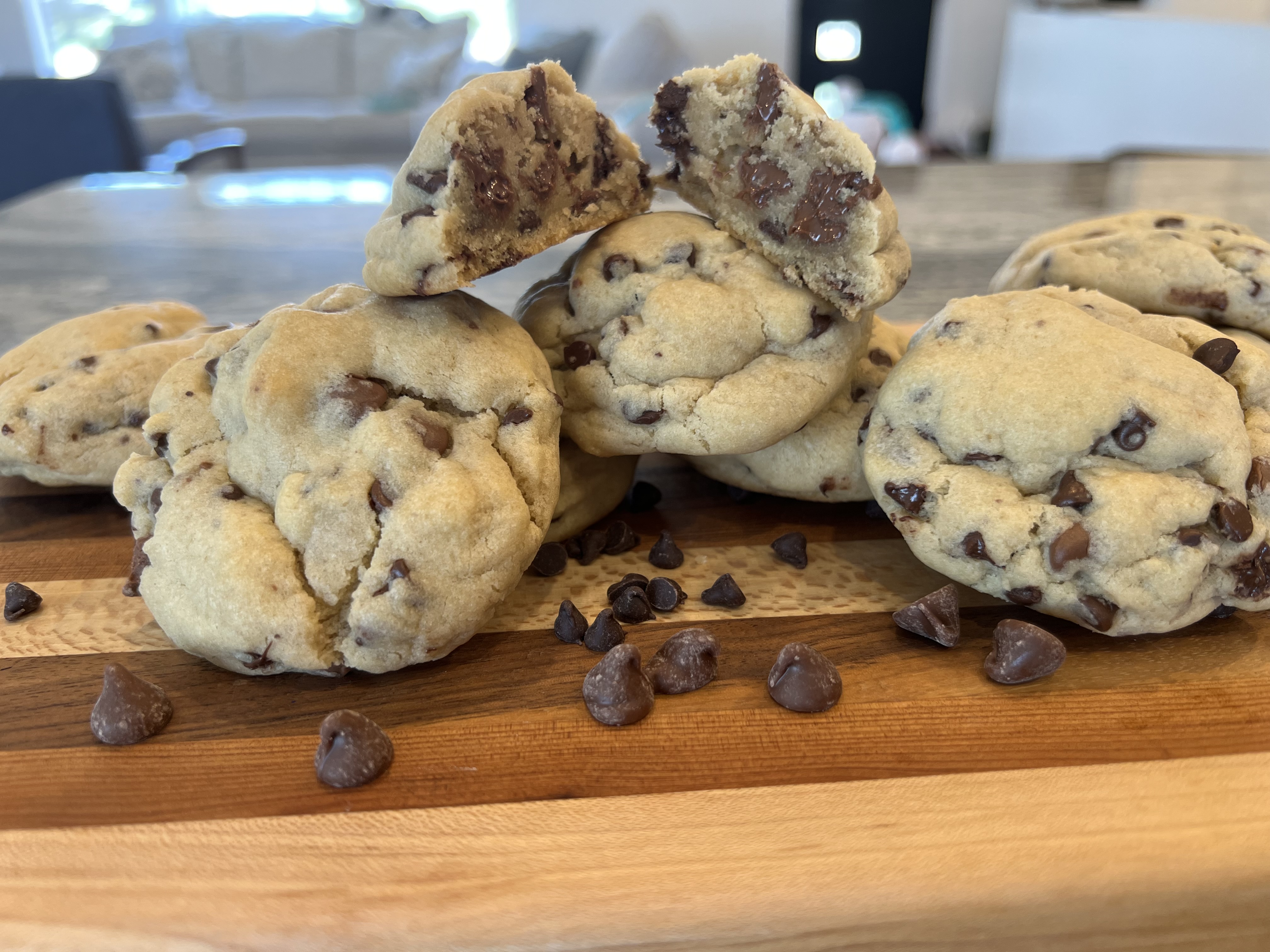 Classic Chocolate Chip Dozen