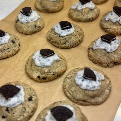 Stuffed Cookies & Cream Cookies - Packs of 4, 6, 8 & 12