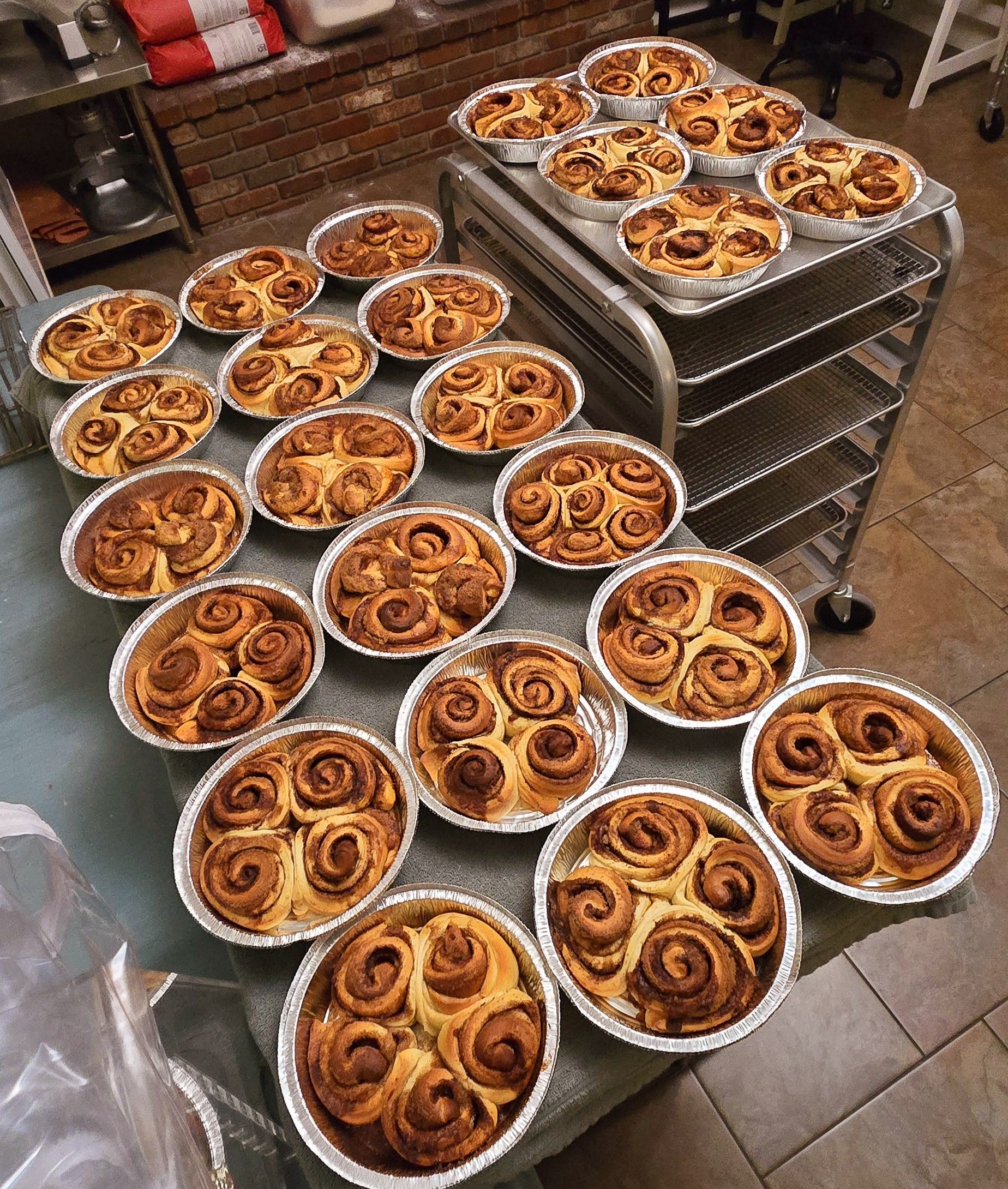 Cinnamon Rolls. (10)