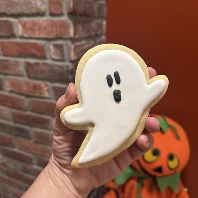 Ghost Sugar Cookies