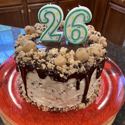 Chocolate Chip Cookie Dough Cake 