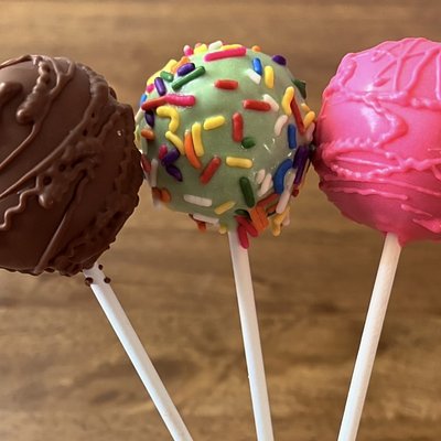 Cinnamon Toast Crunch Cake Pop 1 Dozen
