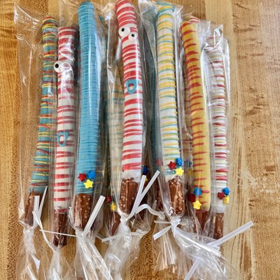 Pretzels ~ Chocolate Dipped