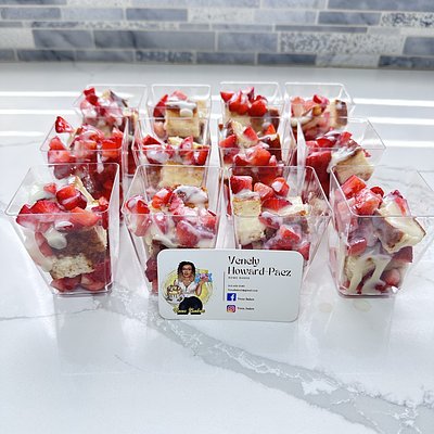 Churro Cheesecake shooters - 3oz