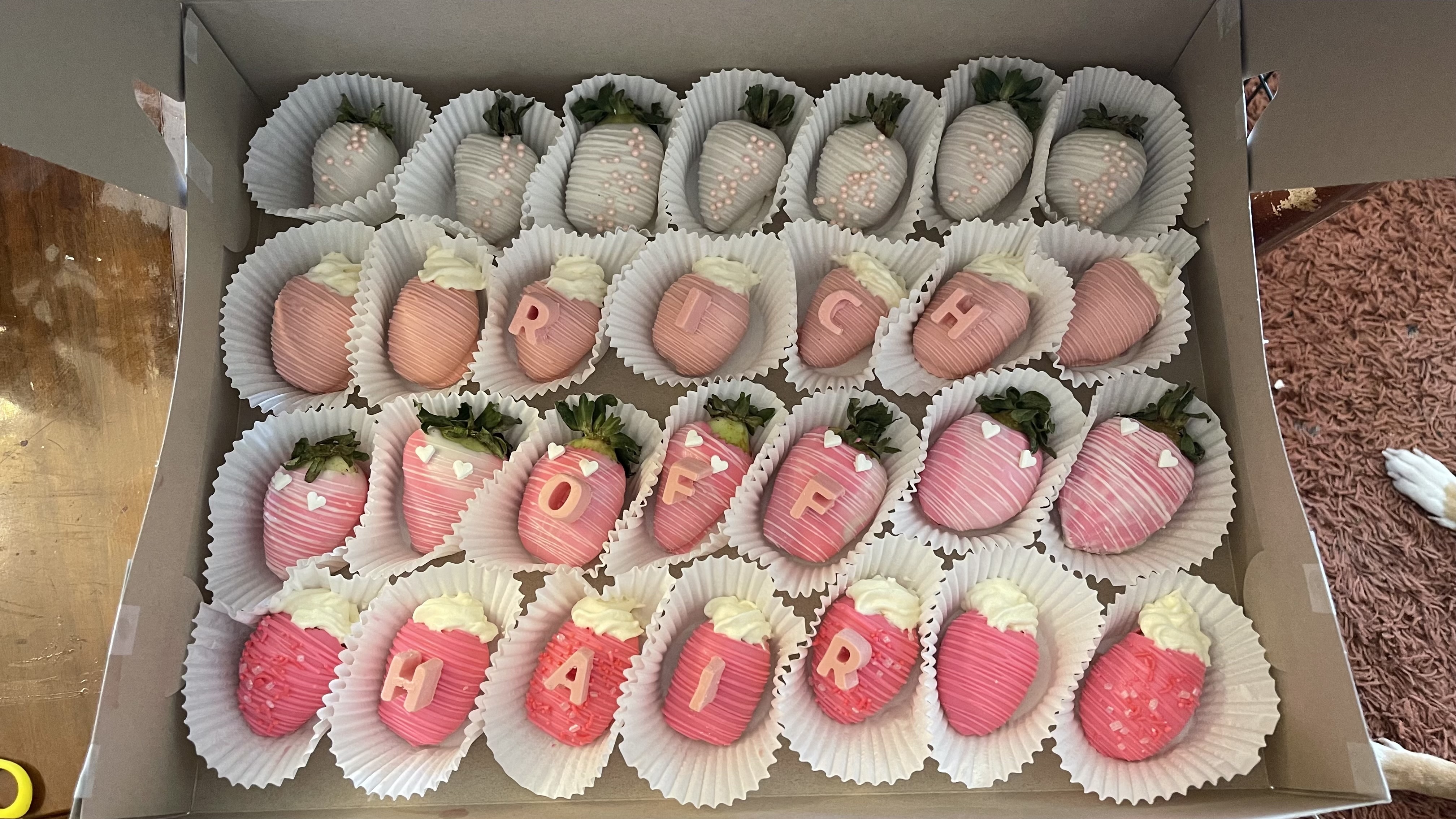 12+ Chocolate Covered Strawberries 