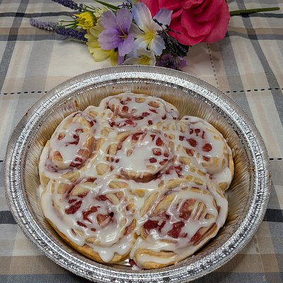 Strawberry Sweet Rolls (6) 🌿