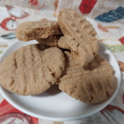 Soft Peanut Butter Cookies