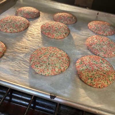 Dozen Sugar Cookies (with Or Without Sprinkles)