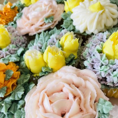 Jumbo Cupcakes