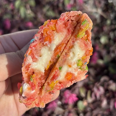 Strawberry Cheesecake Fruity Pebbles 