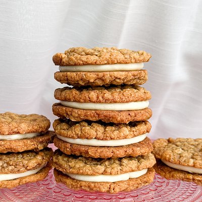 Jumbo Sandwich Cookies