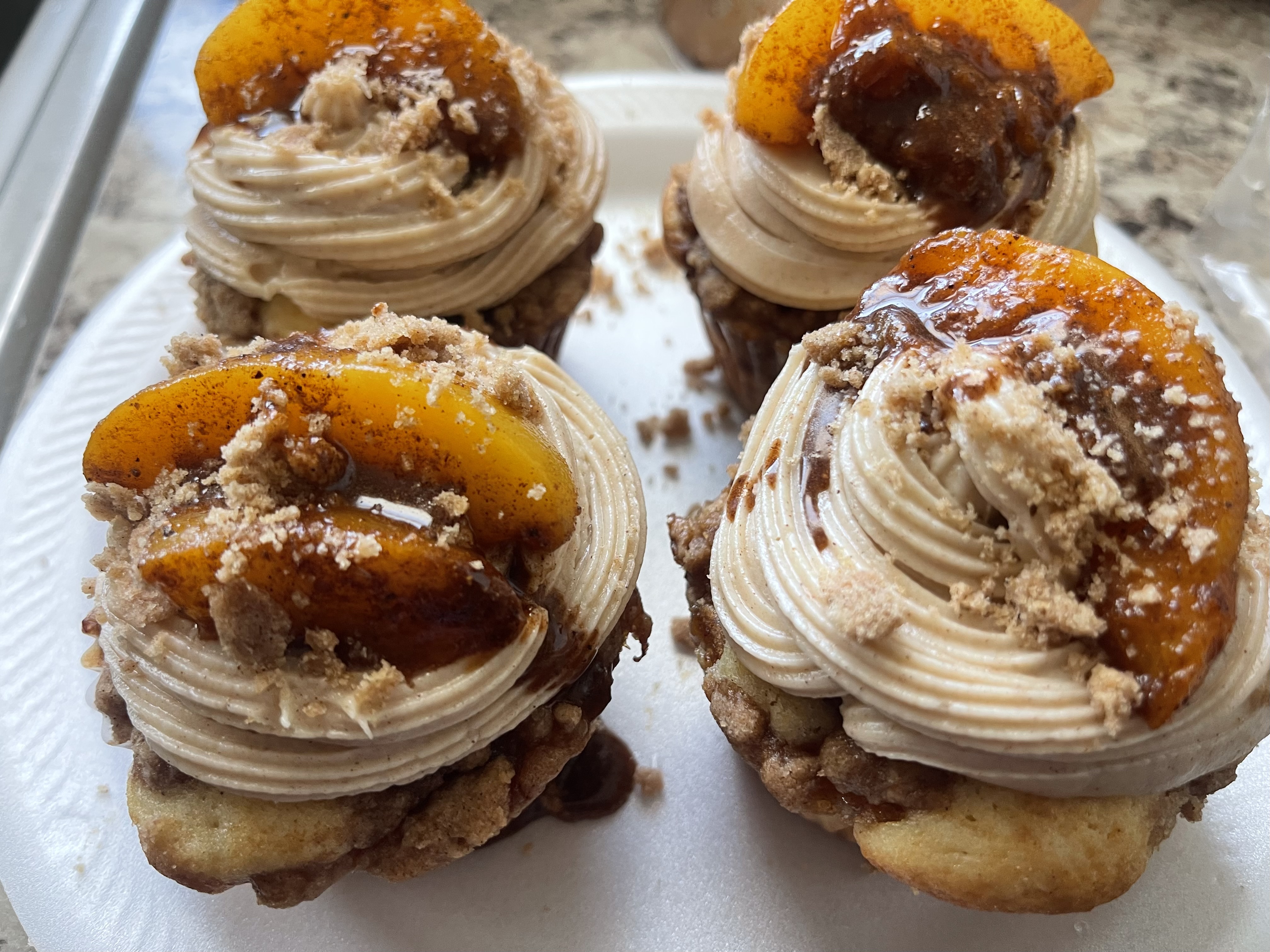 Peach Cobbler Cupcakes