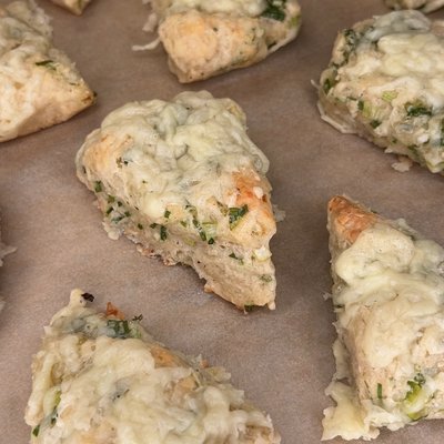 Sourdough Scones - Cheddar And Green Onion