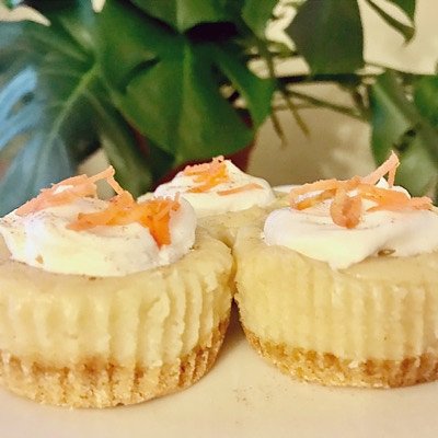 10 Carrot Cake Minis