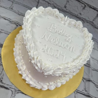 Heart-Shaped Regular Cakes