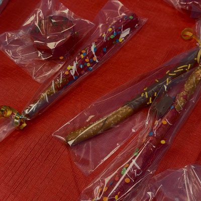Chocolate Covered Pretzels 