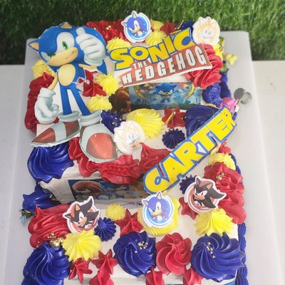 Custom Number/Letter Cake
