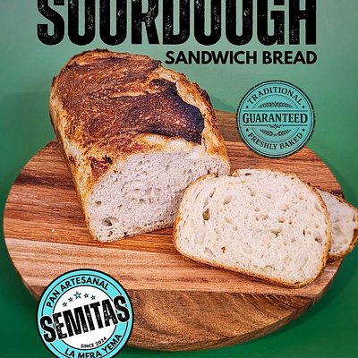 Sourdough Sándwich Bread
