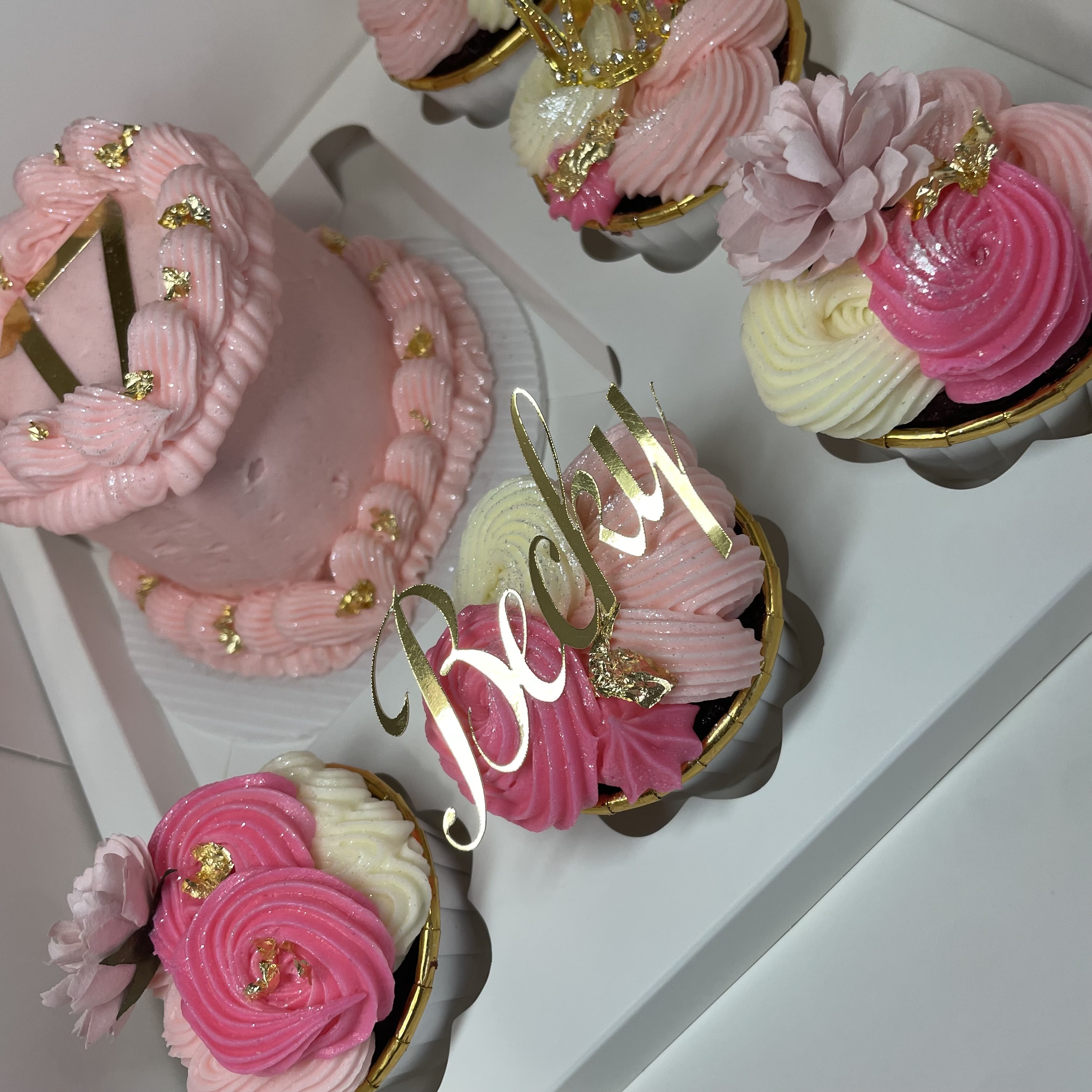 Custom Bento Cake Box 