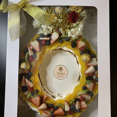 Pavlova De Anillo De Compromiso Grande 10$ Entra Si Desea Todas Las Decoraciones 