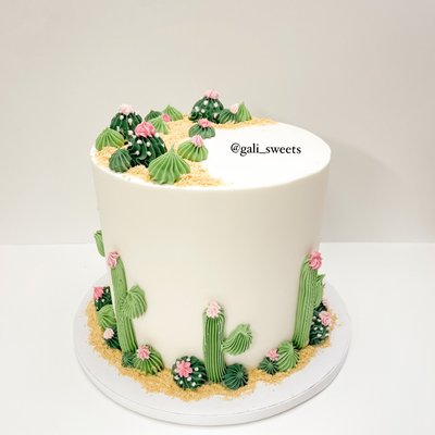 8 Inch Cake