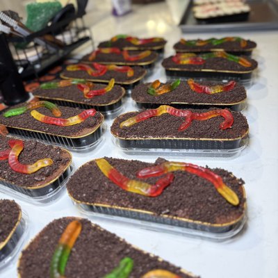 Chocolate Dirt Cake (Mini)
