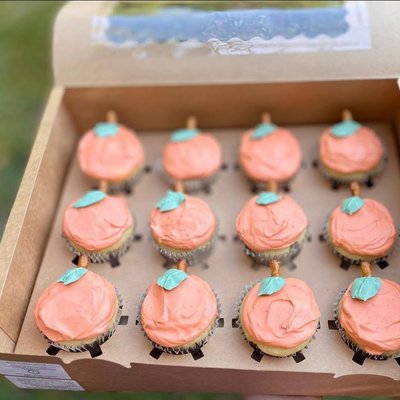 Custom Cupcakes 