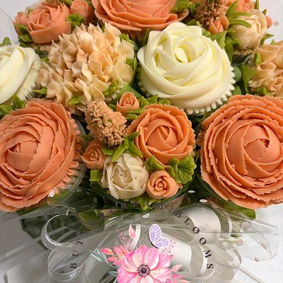 12 Cupcake Bouquet