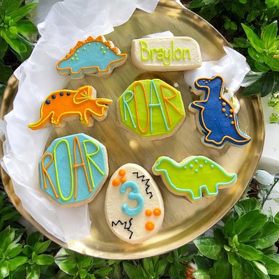 Buttercream Decorated Sugar Cookies