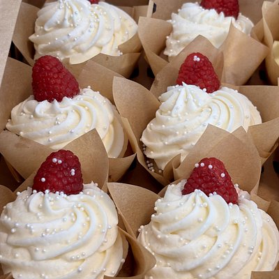 Raspberry Cupcakes 