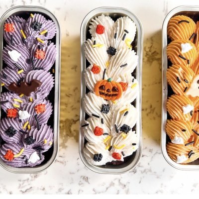 3 Spooky Mini Loaf Cakes