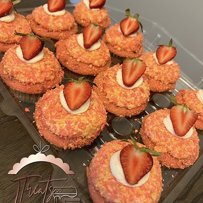 Dozen Cupcakes 