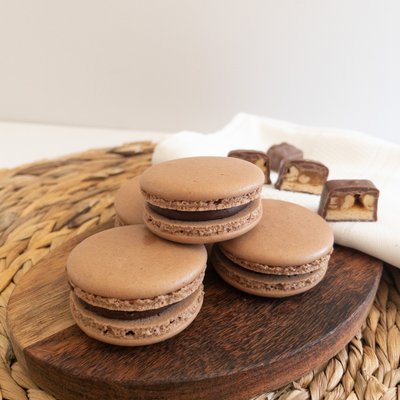 Chocolate Snickers Macarons ( 30 pcs.) 