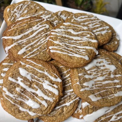 Iced Oatmeal Cookies 