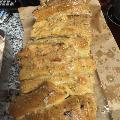 Garlic And Cheese Pull Apart Loaf