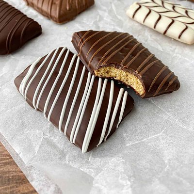 Chocolate Dipped Graham Crackers (1 Dz)