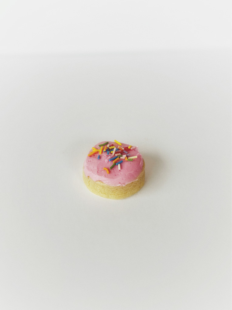 Organic Strawberry Frosted Sweeties (15ct)