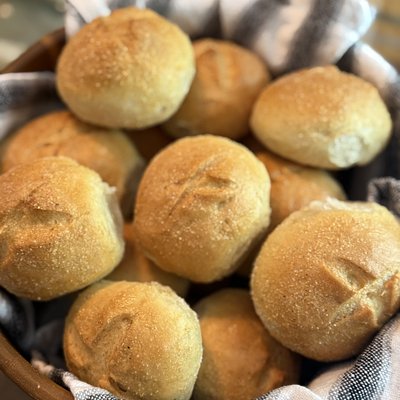 Crusty Rolls (12)