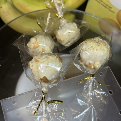 1 Dozen Banana Pudding Cake Pop