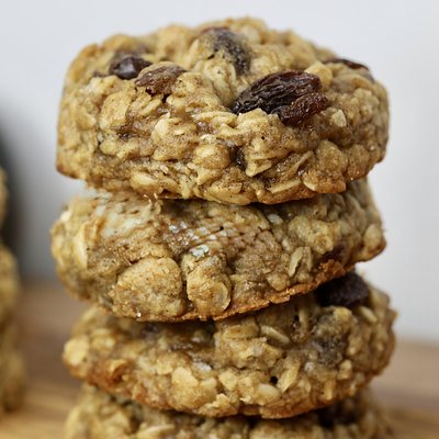 Oatmeal Raisin- Classic Size 