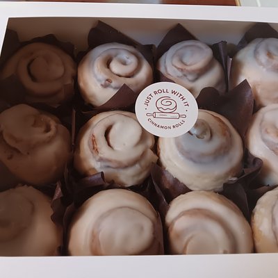12 Pack Cinnamon Rolls 