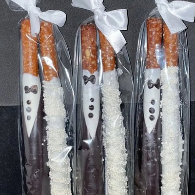 His & Hers Pretzel Rods Sets
