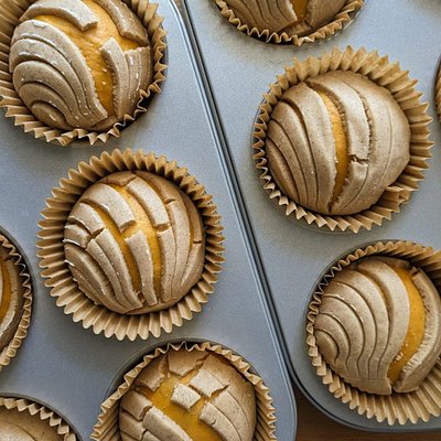 Concha Cupcakes 