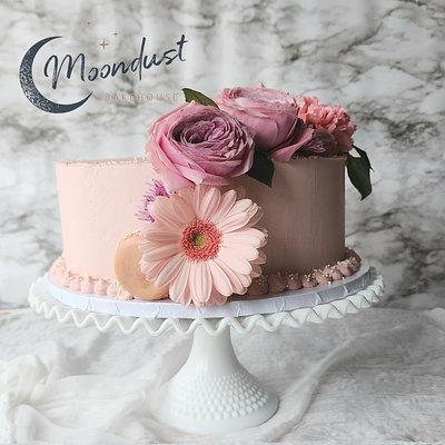 Custom 10" Round Cake 