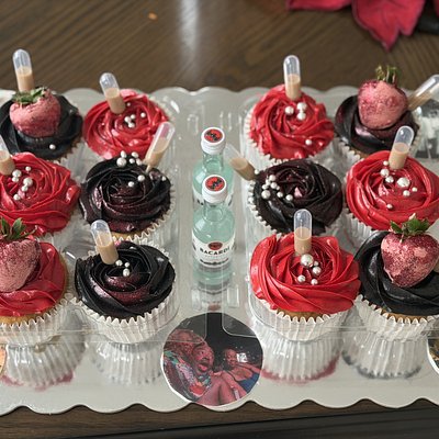 THE Big  BOUJEE CUPCAKE BOX 💕