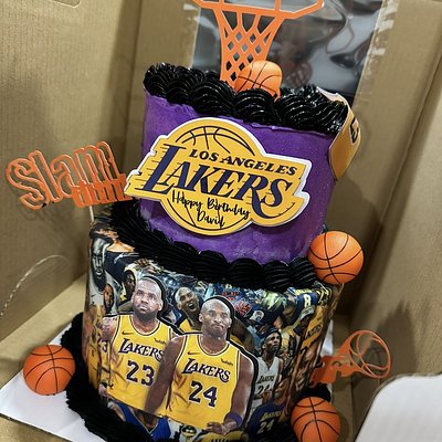 6 & 8 Inch Tiered Cake (36-40 Servings) 