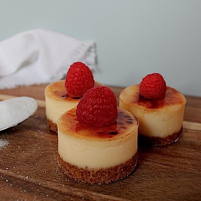 Mini Cheesecakes (Creme Brulee) 